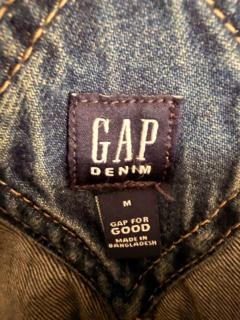 Gap NWT Distressed Denim Cutoff Overall Shorts Women's Size Medium - Picture 3 of 4